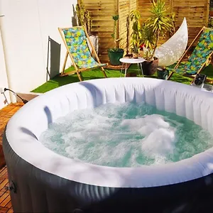 Hébergement de vacances Superbe Avec Jacuzzi Avec Jardin Privé, Lyon