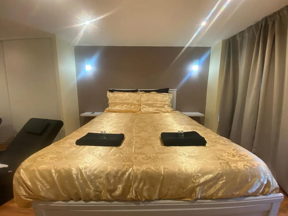 Appartement Jacuzzi en duplex à 5 minutes du centre ville à pied à Lyon